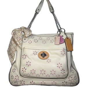 Rare Coach Poppy Ivory Leather Eyelet Turnlock Tote  22488 Vachetta